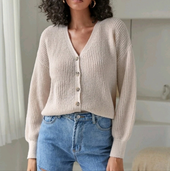 Drop Shoulder Button Front Cardigan - Picture 3 of 4